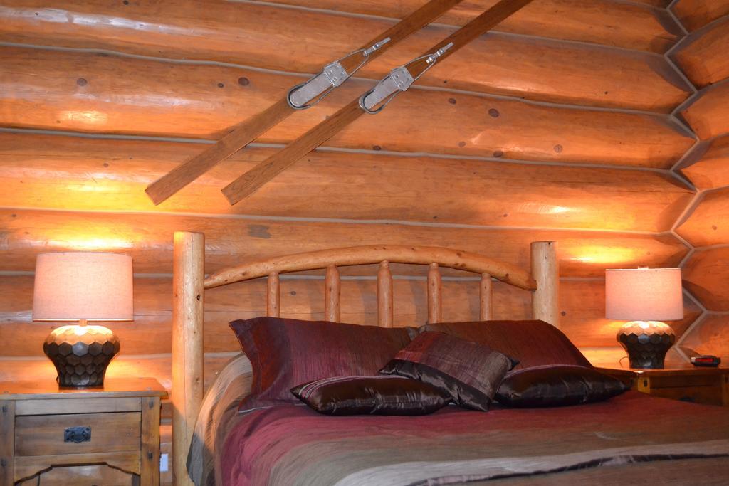 הוילה גולדן Yoho Chalets מראה חיצוני תמונה